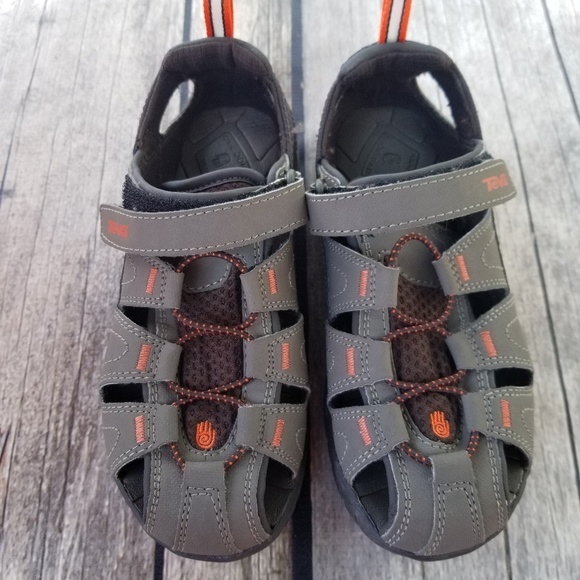 teva duster sport sandals